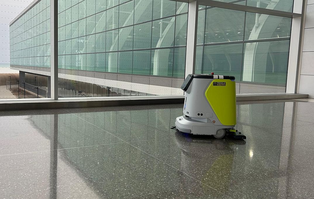 floor cleaning robot